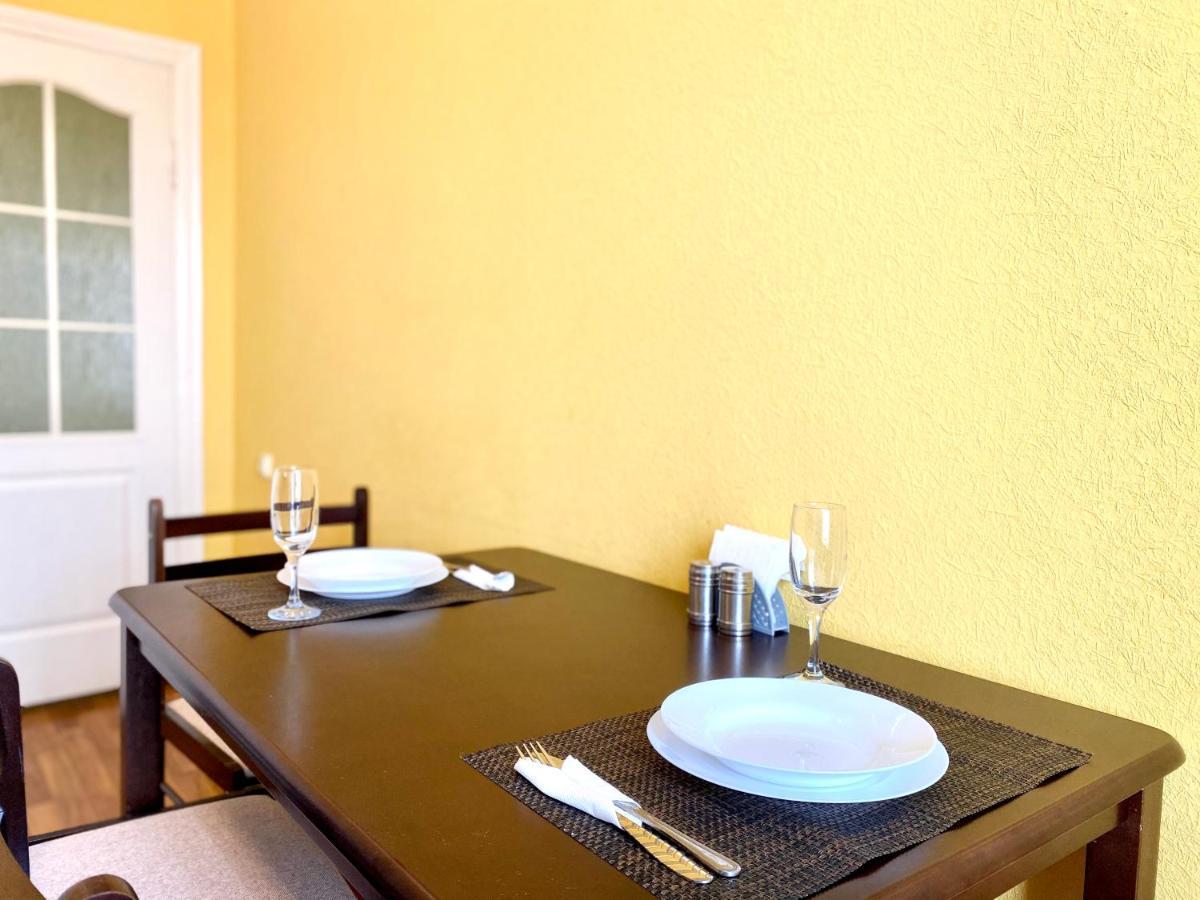 Apartpoltava Центр Полтави, Простора Та Зручна Квартира Біля Пует, 2-Окремі Кімнати, Звітна Документація Для Відрядження Exterior foto